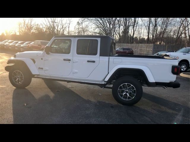 2024 Jeep Gladiator Sport S