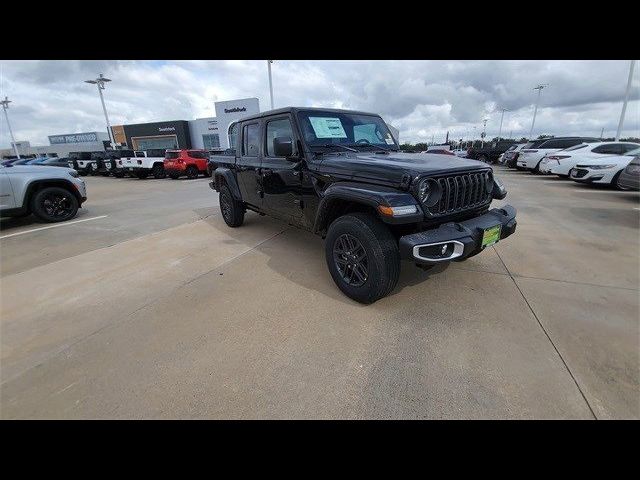 2024 Jeep Gladiator Sport S