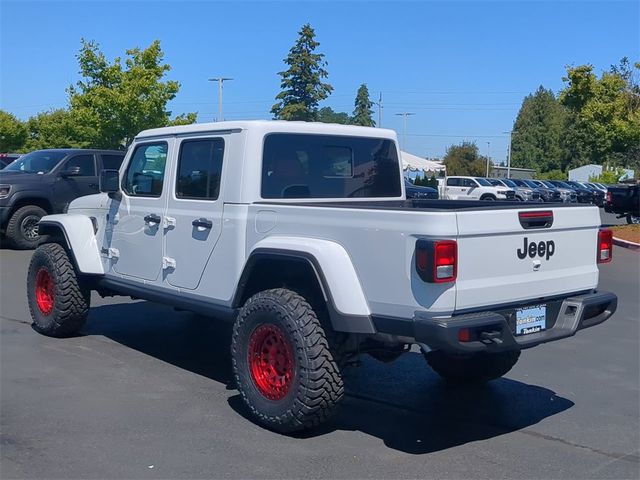 2024 Jeep Gladiator 