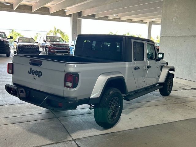 2024 Jeep Gladiator Sport S