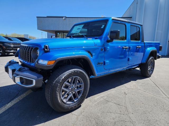 2024 Jeep Gladiator Sport S