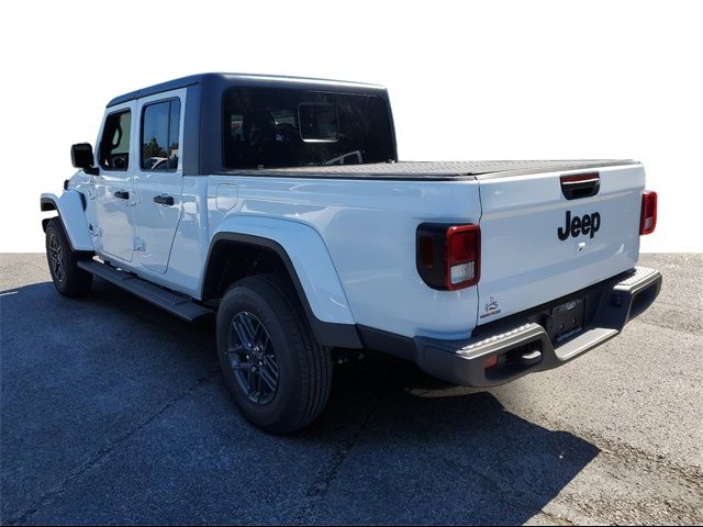 2024 Jeep Gladiator Sport S