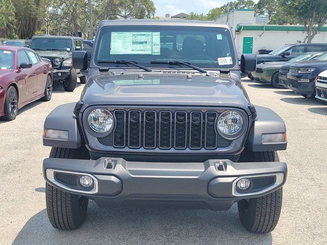 2024 Jeep Gladiator Sport