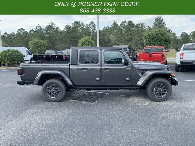 2024 Jeep Gladiator Sport S