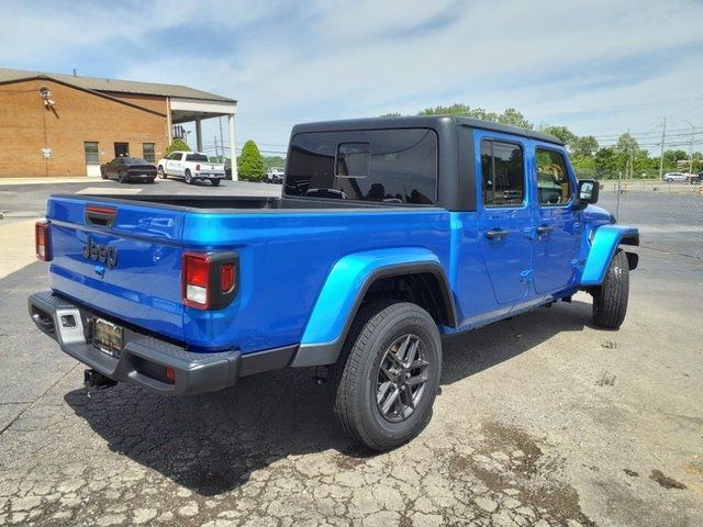 2024 Jeep Gladiator Sport S