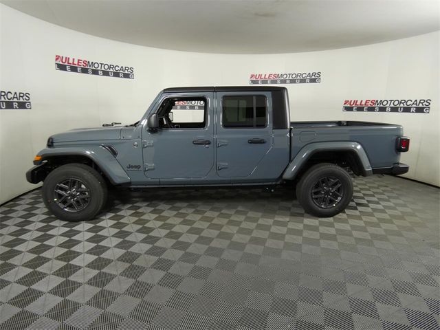 2024 Jeep Gladiator Sport S