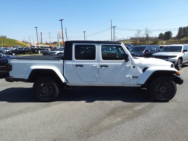 2024 Jeep Gladiator Sport S