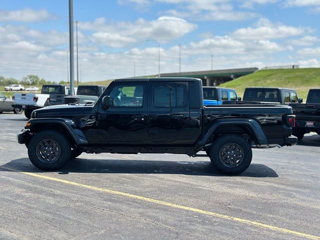 2024 Jeep Gladiator Sport