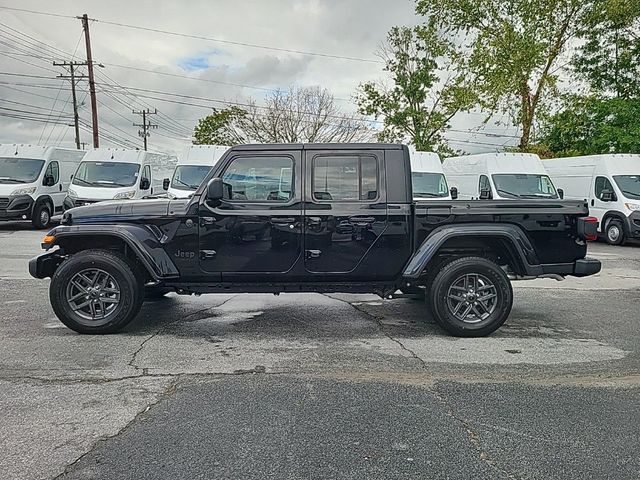 2024 Jeep Gladiator Sport S