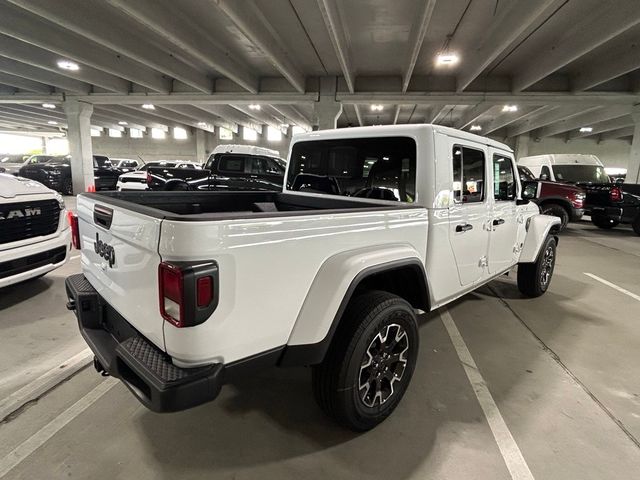 2024 Jeep Gladiator Sport S