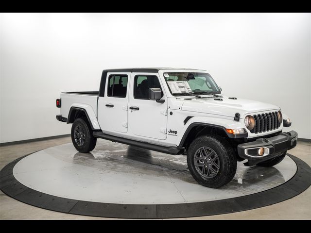 2024 Jeep Gladiator Sport S