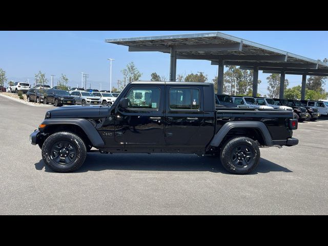 2024 Jeep Gladiator Sport