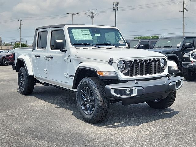 2024 Jeep Gladiator Sport S