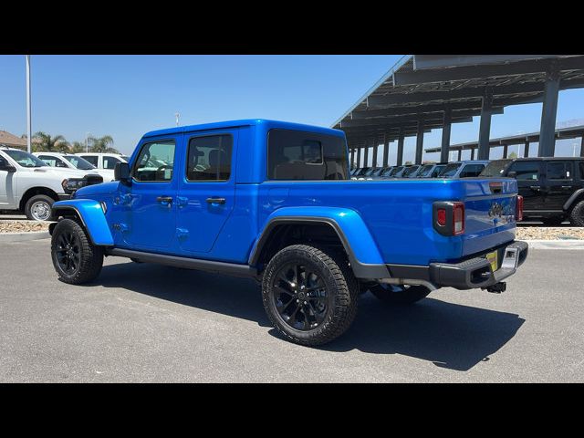 2024 Jeep Gladiator Sport S