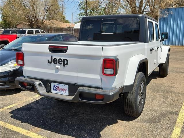 2024 Jeep Gladiator Sport