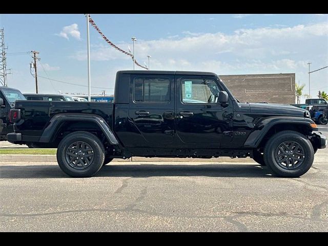 2024 Jeep Gladiator Sport S