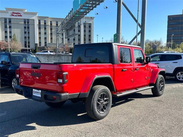 2024 Jeep Gladiator Sport S