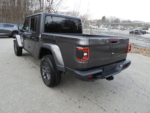 2024 Jeep Gladiator Sport S