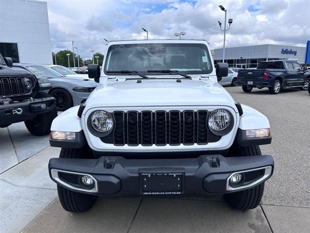 2024 Jeep Gladiator Sport S