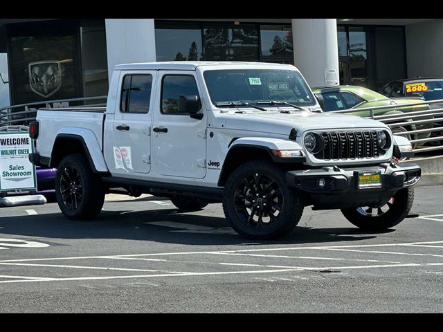 2024 Jeep Gladiator 