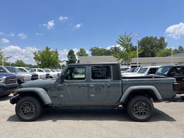 2024 Jeep Gladiator Sport S