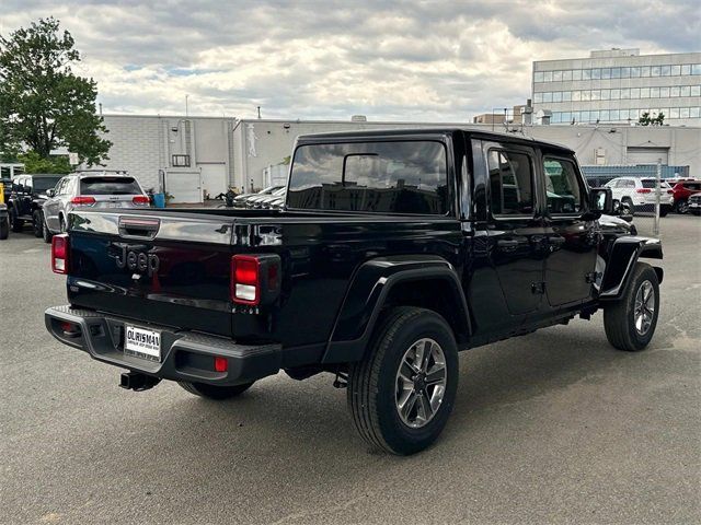 2024 Jeep Gladiator Sport S