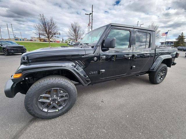 2024 Jeep Gladiator Sport S