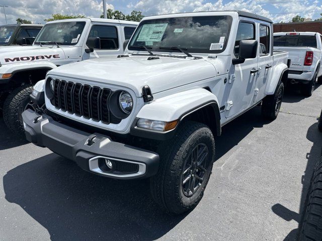 2024 Jeep Gladiator Sport S