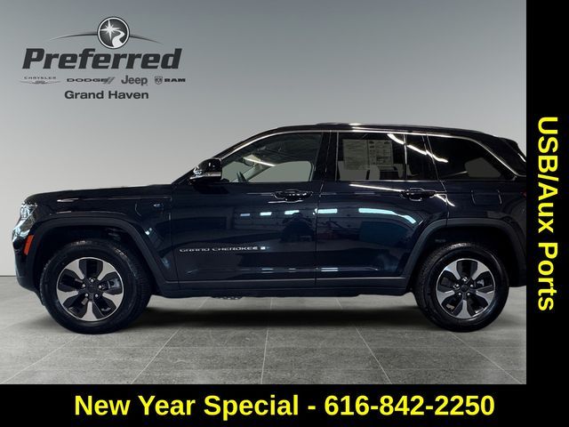 2024 Jeep Grand Cherokee 4xe Base