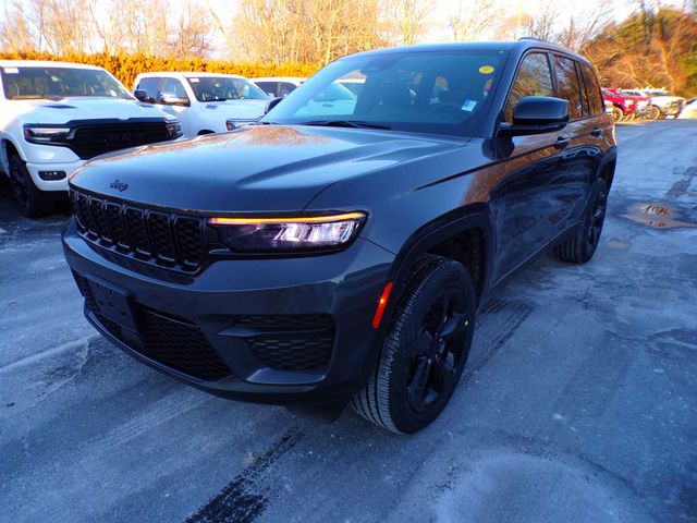 2024 Jeep Grand Cherokee Altitude