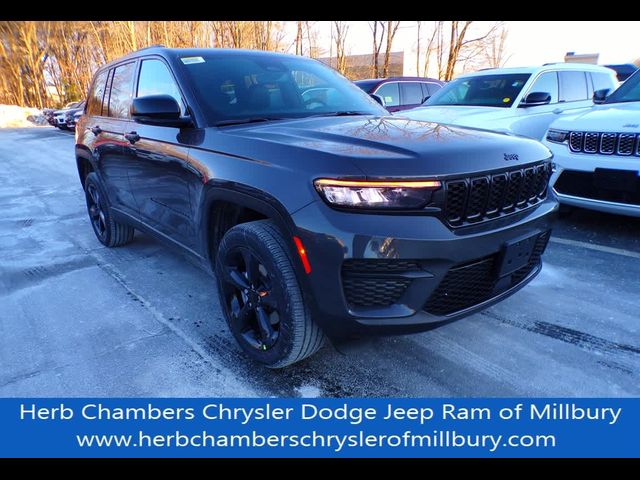 2024 Jeep Grand Cherokee Altitude