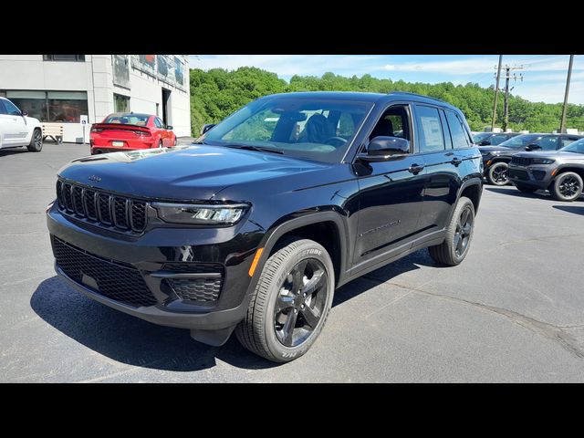 2024 Jeep Grand Cherokee Altitude