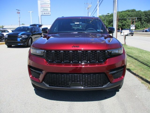 2024 Jeep Grand Cherokee Altitude