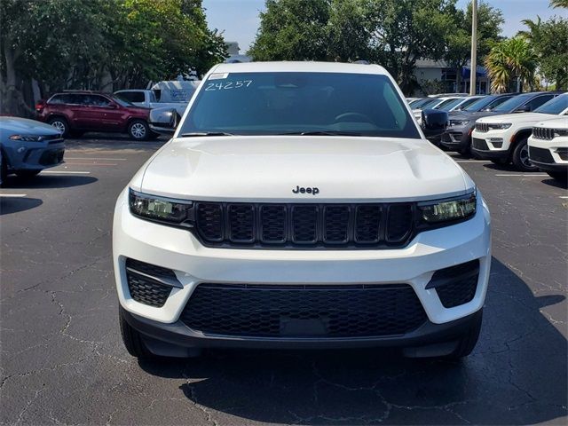 2024 Jeep Grand Cherokee Altitude