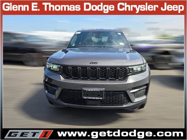 2024 Jeep Grand Cherokee Altitude