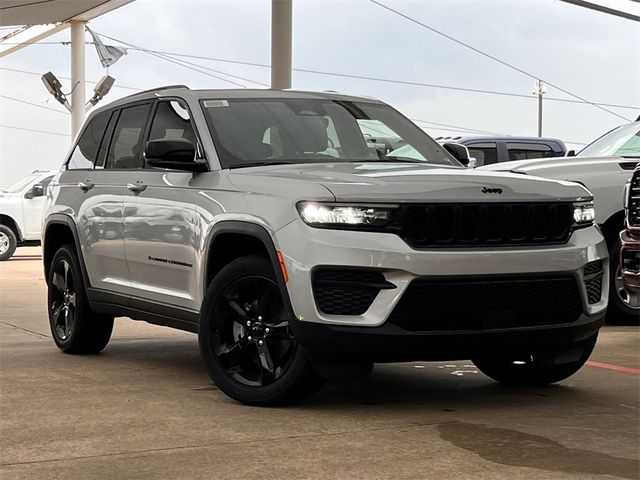 2024 Jeep Grand Cherokee Altitude