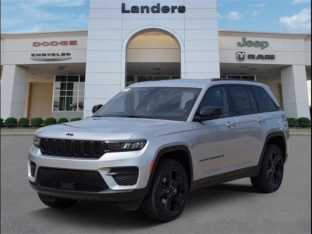 2024 Jeep Grand Cherokee Altitude