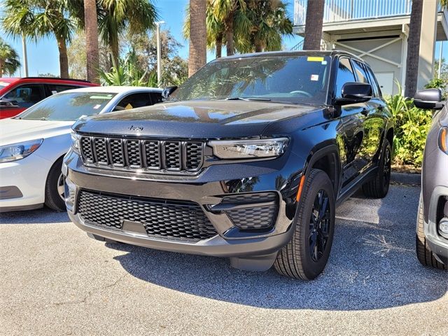 2024 Jeep Grand Cherokee Altitude