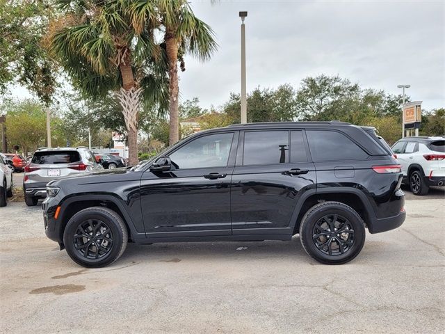 2024 Jeep Grand Cherokee Altitude