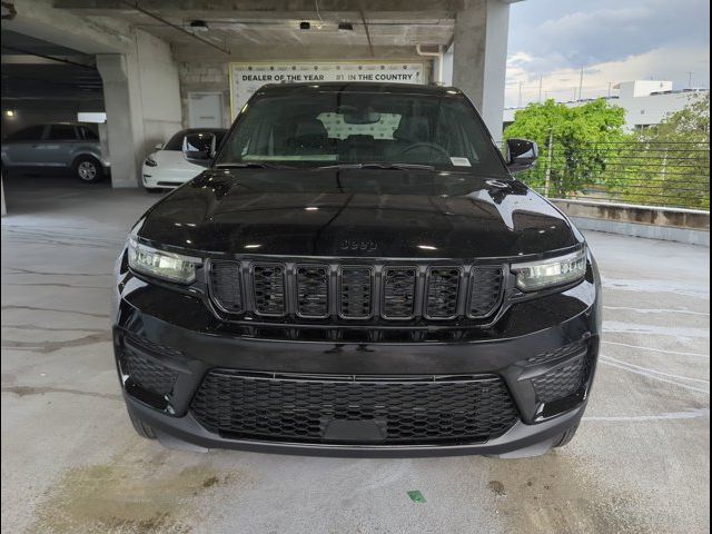 2024 Jeep Grand Cherokee Altitude