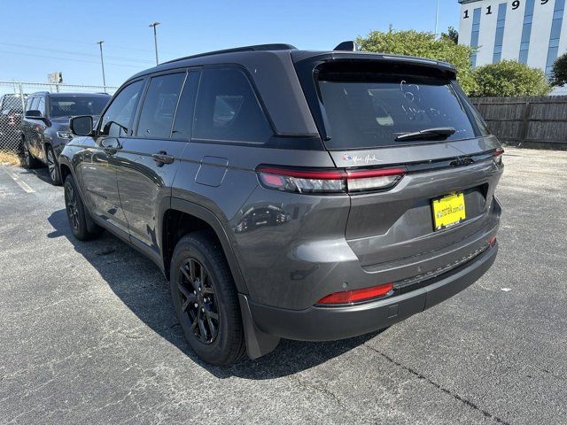 2024 Jeep Grand Cherokee Altitude