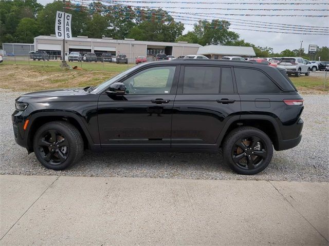 2024 Jeep Grand Cherokee Altitude