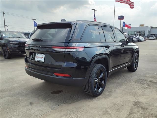 2024 Jeep Grand Cherokee Altitude