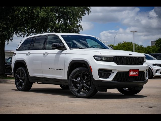 2024 Jeep Grand Cherokee Altitude