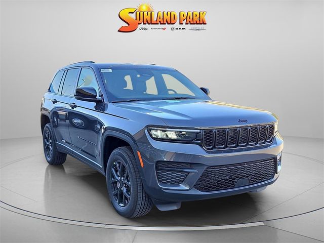 2024 Jeep Grand Cherokee Altitude