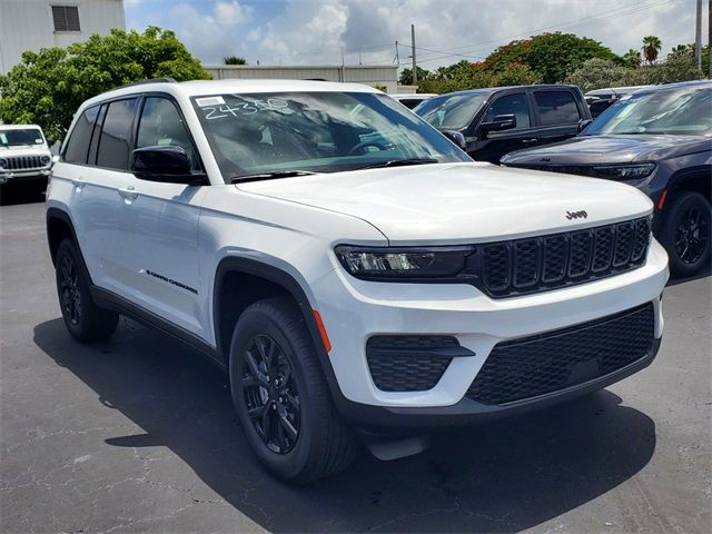 2024 Jeep Grand Cherokee Altitude