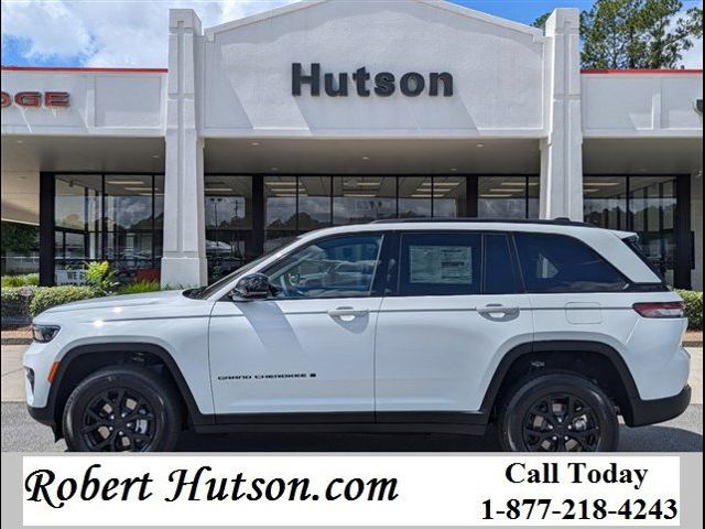 2024 Jeep Grand Cherokee Altitude