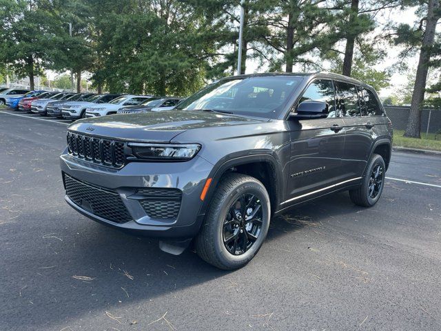 2024 Jeep Grand Cherokee Altitude