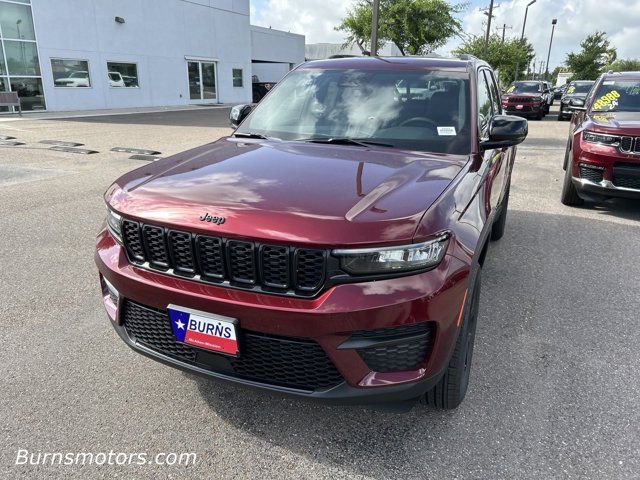 2024 Jeep Grand Cherokee Altitude