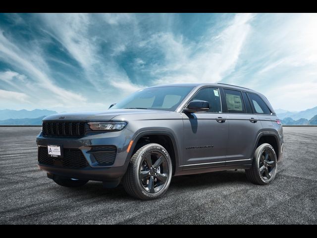 2024 Jeep Grand Cherokee Altitude